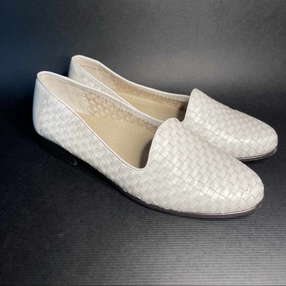 Trotters Liz White Woven Block Loafers